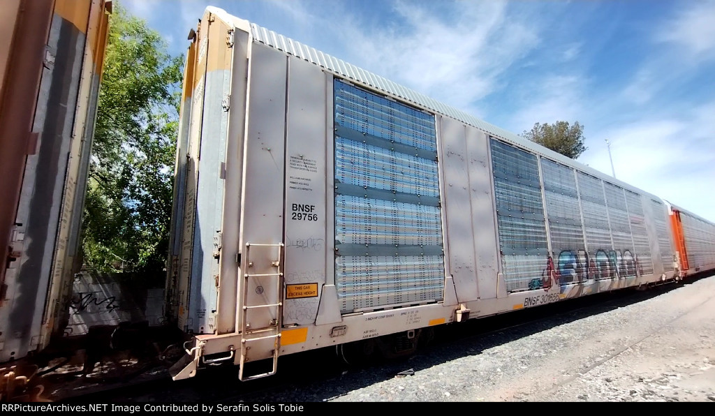 BNSF 29756 BNSF 301656